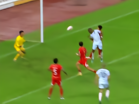 半场：广西恒宸0-1大连鲲城，巴亚拉破僵，拉普辛失点