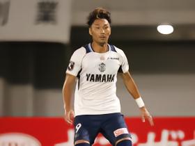 官方：磐田喜悦前锋渡边亮右小腿腓肠肌拉伤，预计休2个月