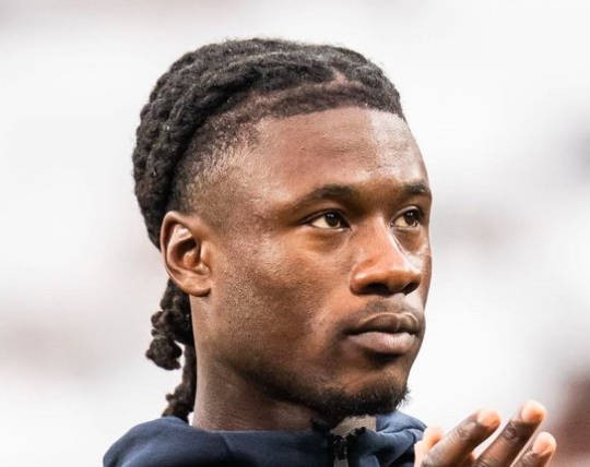 西媒：皇马想出售阿森西奥，内部在讨论是否卖卡马文加