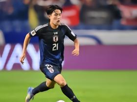 世体：佐藤龙之介抵达瓦伦西亚，即将完成体检及签约