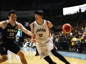 韩国男篮81-79险胜日本晋级第二阶段，霍金森空砍30分
