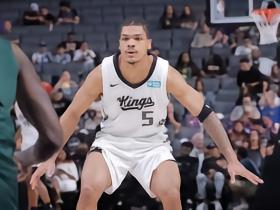 国王95-89雄鹿，阿卡夫22+3+3，郭昊文登场6分钟无数据入账