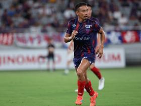 官方：40岁日本后卫长友佑都右膝前十字韧带损伤