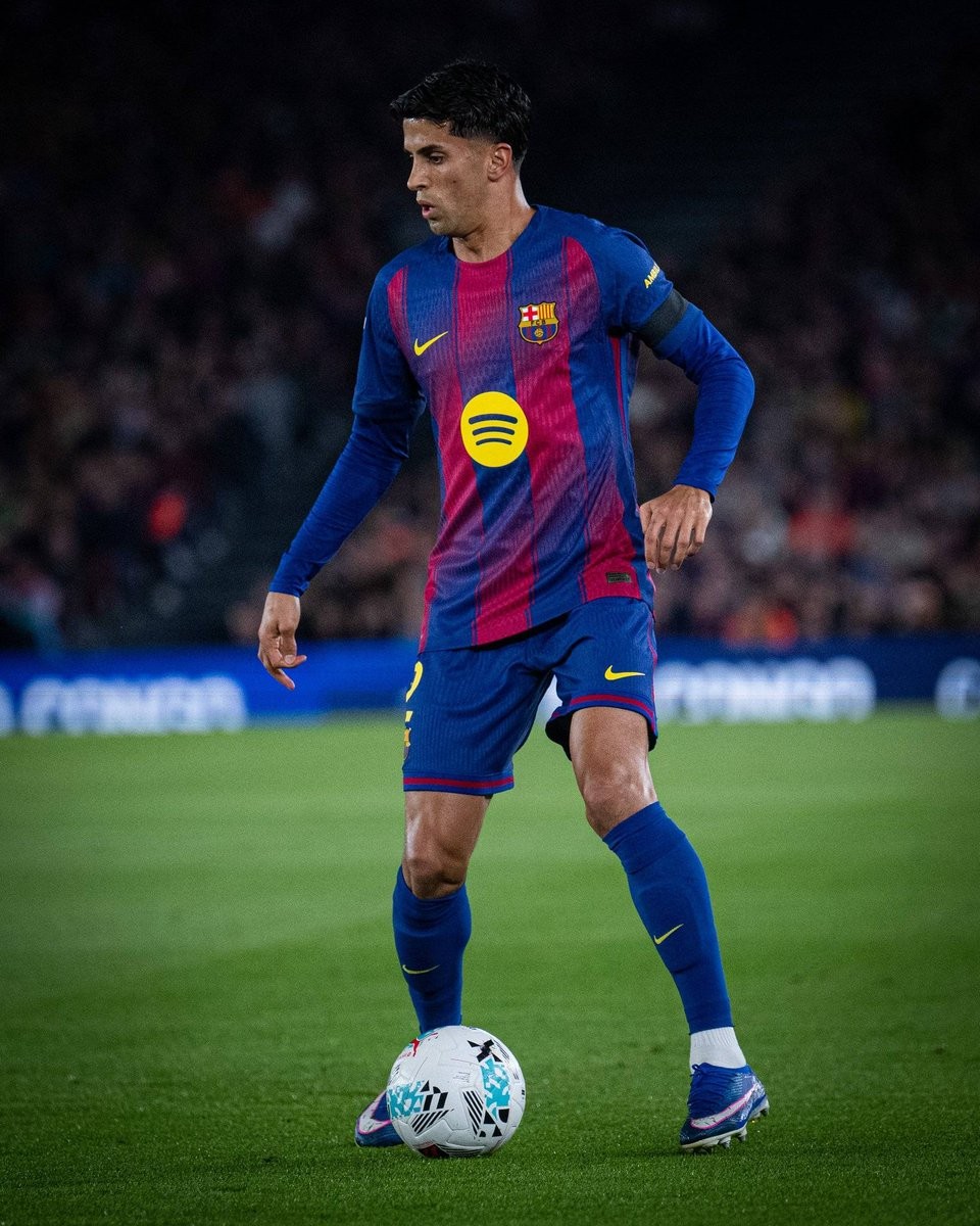 伤势无碍，罗梅罗：坎塞洛今日正常参加了巴萨训练