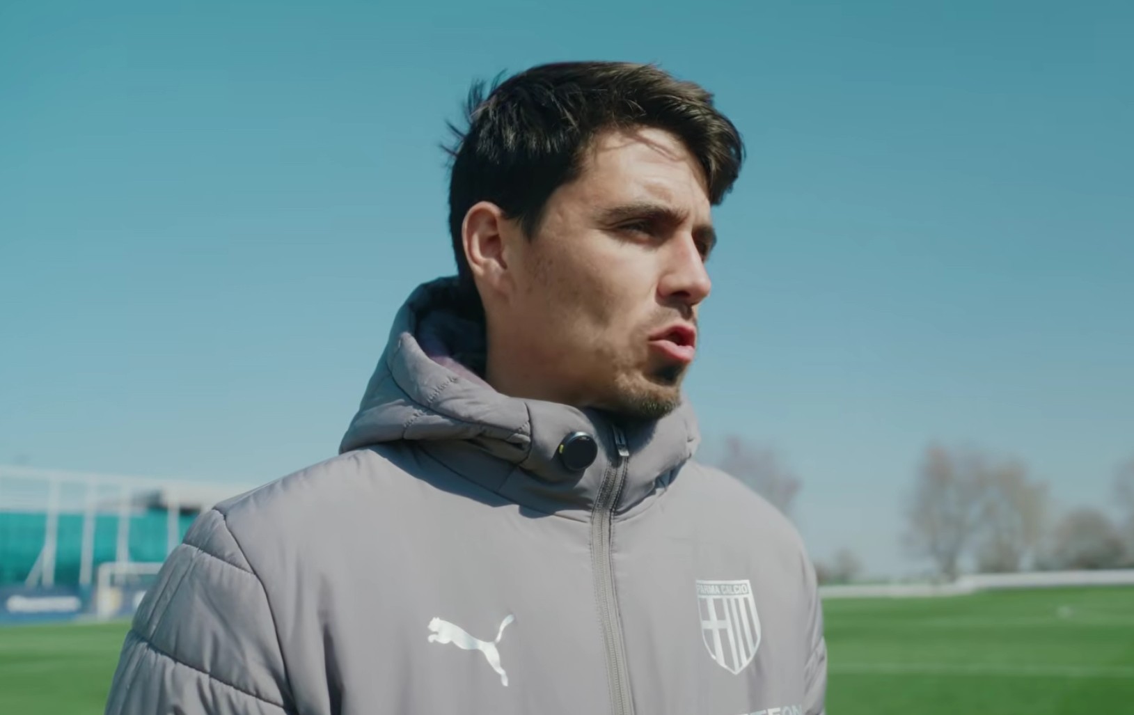 帕尔马主帅：铃木彩艳处理球的能力非常强，自律水平也很高