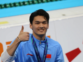 男女4x100混合接力夺冠，徐嘉余15金加冕中国亚运第一人