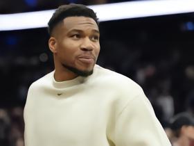 退役后计划干什么？字母哥：成为一名全职奶爸或者当NBA教练