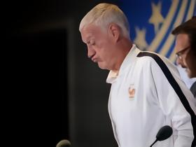 赛前开派对？德尚反驳摩洛哥记者：我们不会发布球员哭泣照片