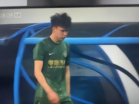 1.王玉栋最后那个球没传他，从结