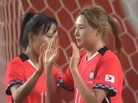 韩国女足6-3乌兹别克斯坦女足晋级四强将战日本，尹秀贞戴帽