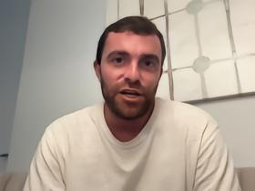 罗马诺：莱奥被推荐给了热刺，但热刺没表现出很高的热情