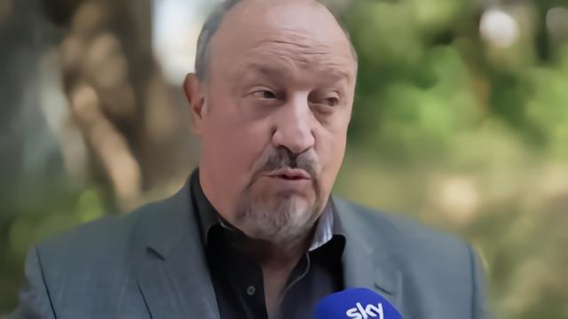 贝尼特斯:伊劳拉了解英超,利物浦球迷会喜欢他的足球