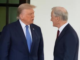 挪威首相：特朗普祝贺我们击败巴西，并称赞哈兰德高大威猛