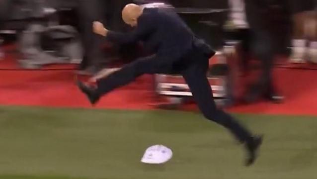 足球1-0土耳其，1-0比利时，齐达内是法国第四位开局两连胜的主帅英超法甲2 评09-29 05:18