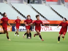 今日001GIF：朝鲜女足终结效率占优，中国女足或将小分差落败