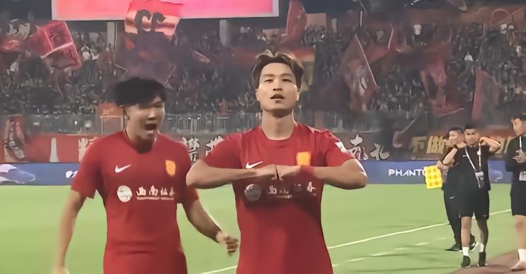 陈纯新：想成为吕文君那样的球场万金油，不争不抢默默帮球队