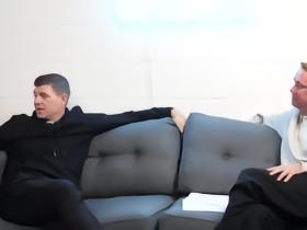 杰拉德：弗格森曾让内维尔劝我加盟曼联，我直接拒绝了