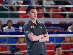媒体人：CBA新赛季规定专人专项，不能再有球员兼教练