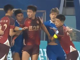 半场：南京城市1-1陕西联合，塞尔马尼破门，杨贺助攻巴约扳平
