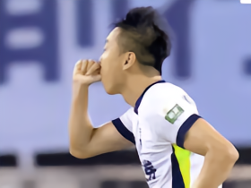 半场：三镇2-0新鹏城，熊继政破门，汪晋贤建功，加布里埃尔染红
