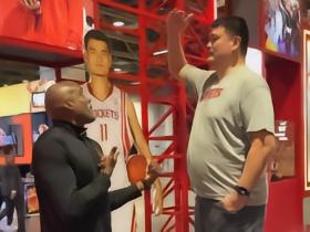 姚明：有个独行侠球员和我打招呼说是霍二叔儿子，一代代人真快