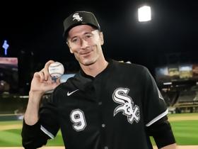 莱万为MLB白袜vs守护者G4开球，白袜球员模仿了莱万的庆祝动作