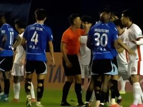大连鲲城1-1长春亚泰，刘云破门，吴俊杰救主