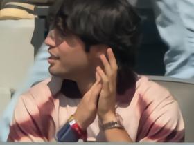 众星云集，西班牙网球名将阿尔卡拉斯现身世界杯决赛现场