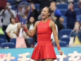 “文鸡齐舞”，郑钦文和德约自巴黎奥运会以来再次在同一赛事夺冠