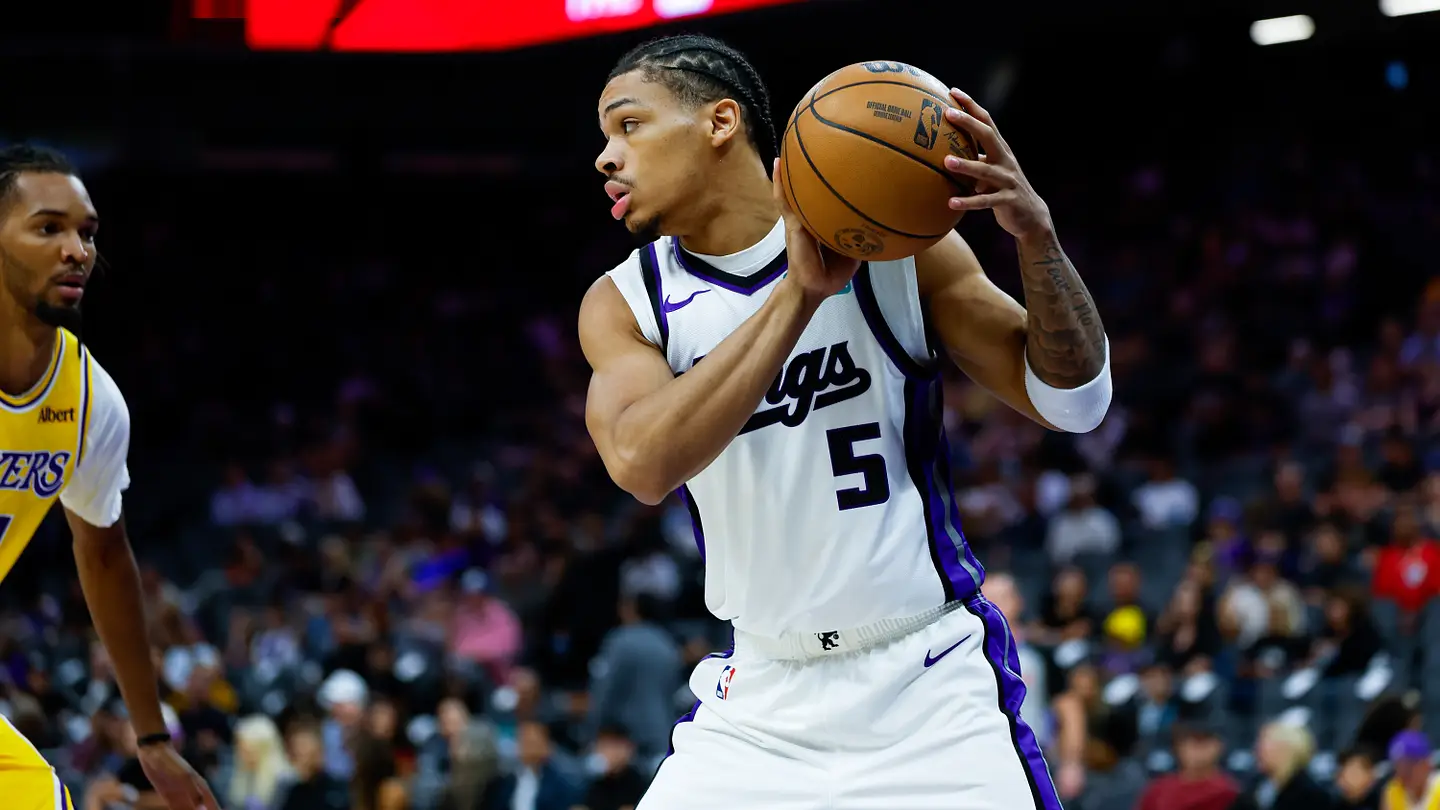 NBA季前赛新秀盘点：阿库夫25分领衔