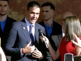 西班牙首相：这支球队令全国振奋，期待2030年世界杯再夺冠