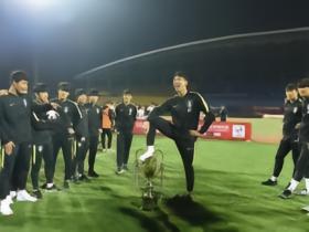 曾脚踩熊猫杯，韩国大田韩亚市民球员朴规现今天战海港首发