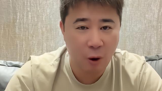 足球董方卓：我认为利马的批评是有道理的，夏窗引援保守英超1 评10-14 23:37