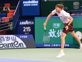 兹维列夫2-0战胜德米纳尔，晋级上海大师赛半决赛将战弗基纳