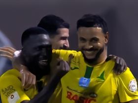 赛哈特海湾2-0费哈，约书亚-金、贝内加斯破门