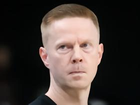 魔术前锋彭达季前赛收官战腿筋受伤离场