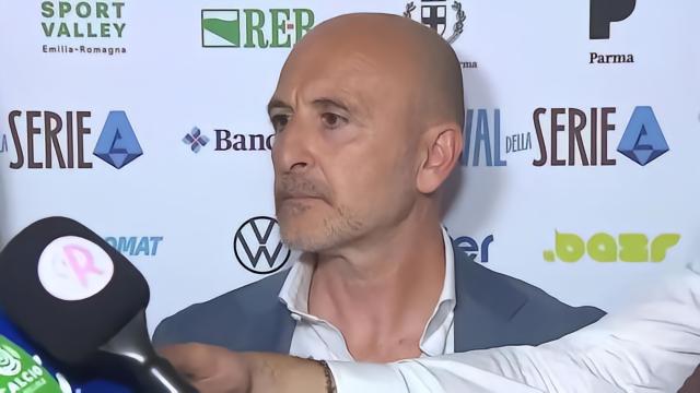 足球奥西利奥：尚未确定邓弗里斯替代者的人选；会评估帕瓦尔留队意甲五洲2 评07-26 05:35