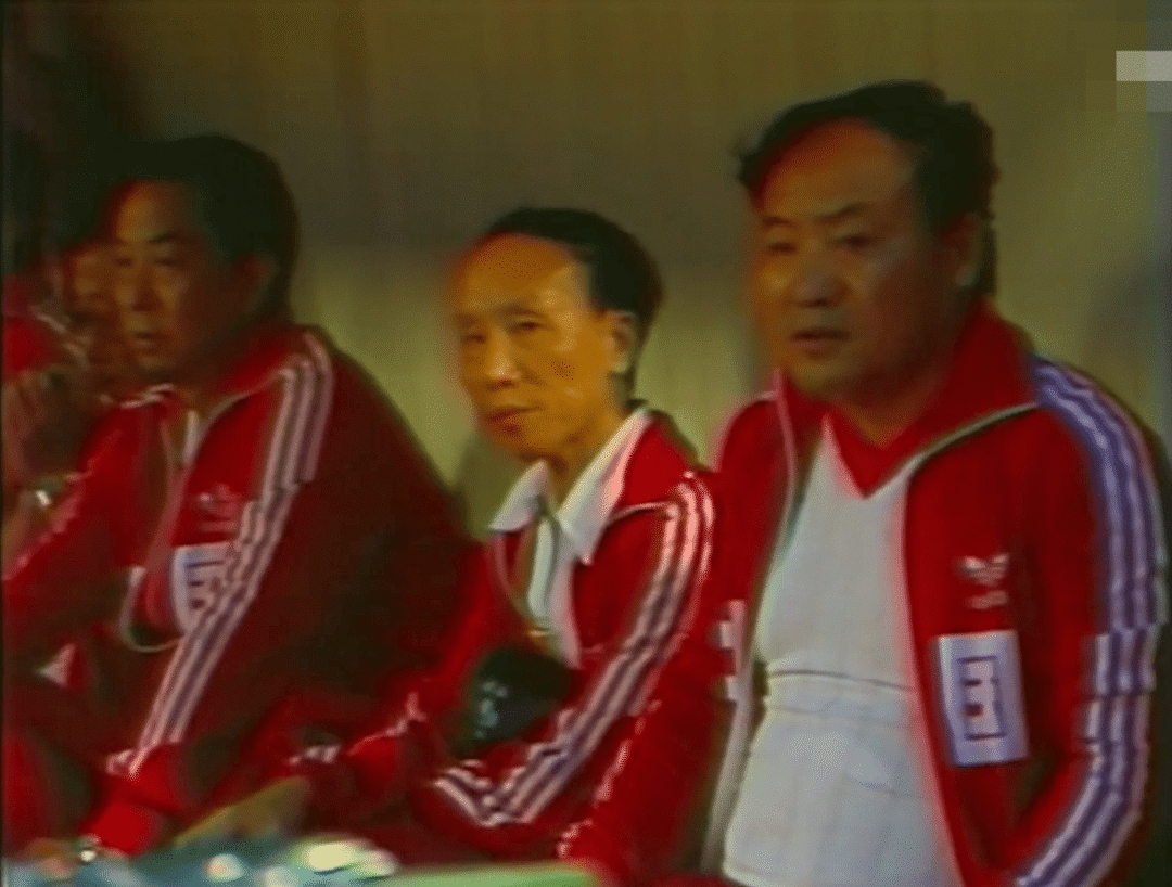 中国足球史话补充篇：1985国青世青赛次轮2-0英格兰