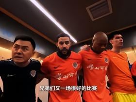 看完纪录片，有一个场景没绷住就是