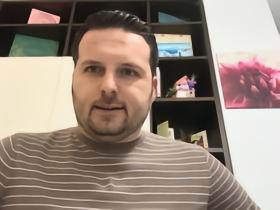 跟队记者：红鸟欲加强米兰行政管理能力，加利亚尼成热门人选