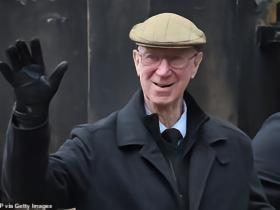 英格兰世界杯冠军中卫之子继承奖牌，需缴20万英镑遗产税