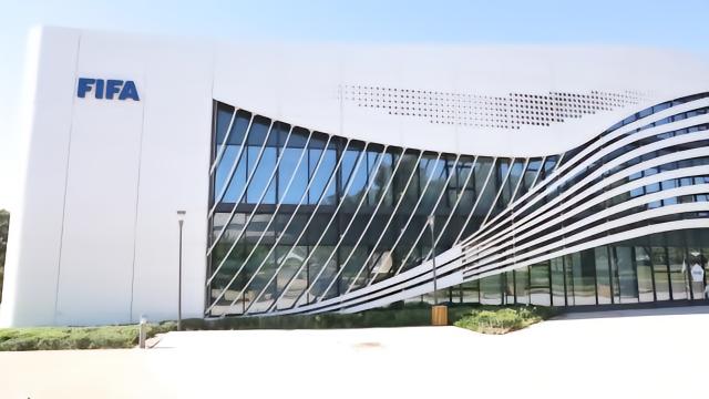 足球FIFA：支持主席因凡蒂诺，不再容忍任何损害正当程序的攻击五洲6 评08-06 05:37