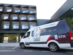 韩媒：首尔警方搜查韩足协11小时22分钟，获取了大量高强度物证