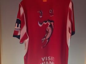 马竞韩国快闪店推出韩文印字球衣，号码为特殊设计太极虎元素