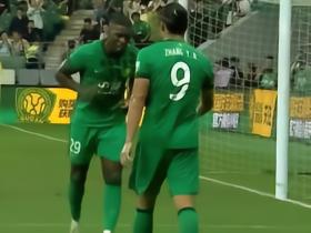 半场：国安2-0新鹏城，张玉宁、达万破门，阿代米进球无效