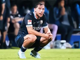 德天空：波鸿后卫维特克今夏遭遇四次手术，险些截肢