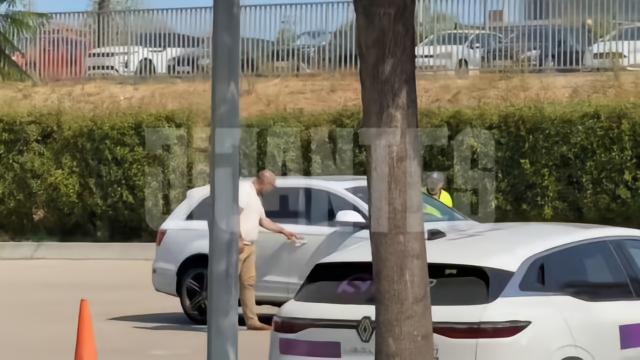 体坛记者：孔德经纪人到访甘伯体育城，球员身处转会传闻英超西甲11 评08-12 23:28